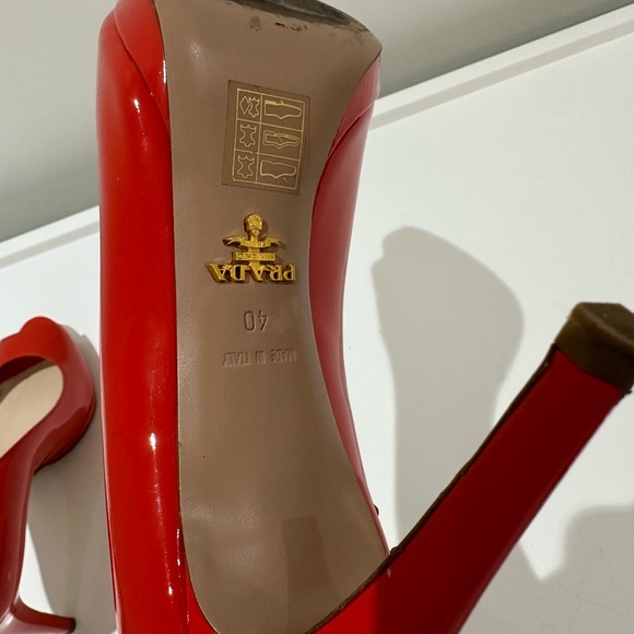 Authentic Prada heels - Picture 5 of 5